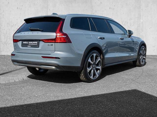 Volvo V60 Cross Country – Bild 4