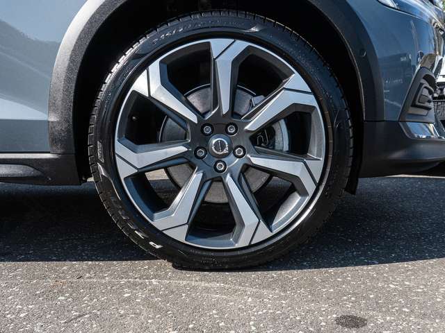 Volvo V60 Cross Country – Bild 7