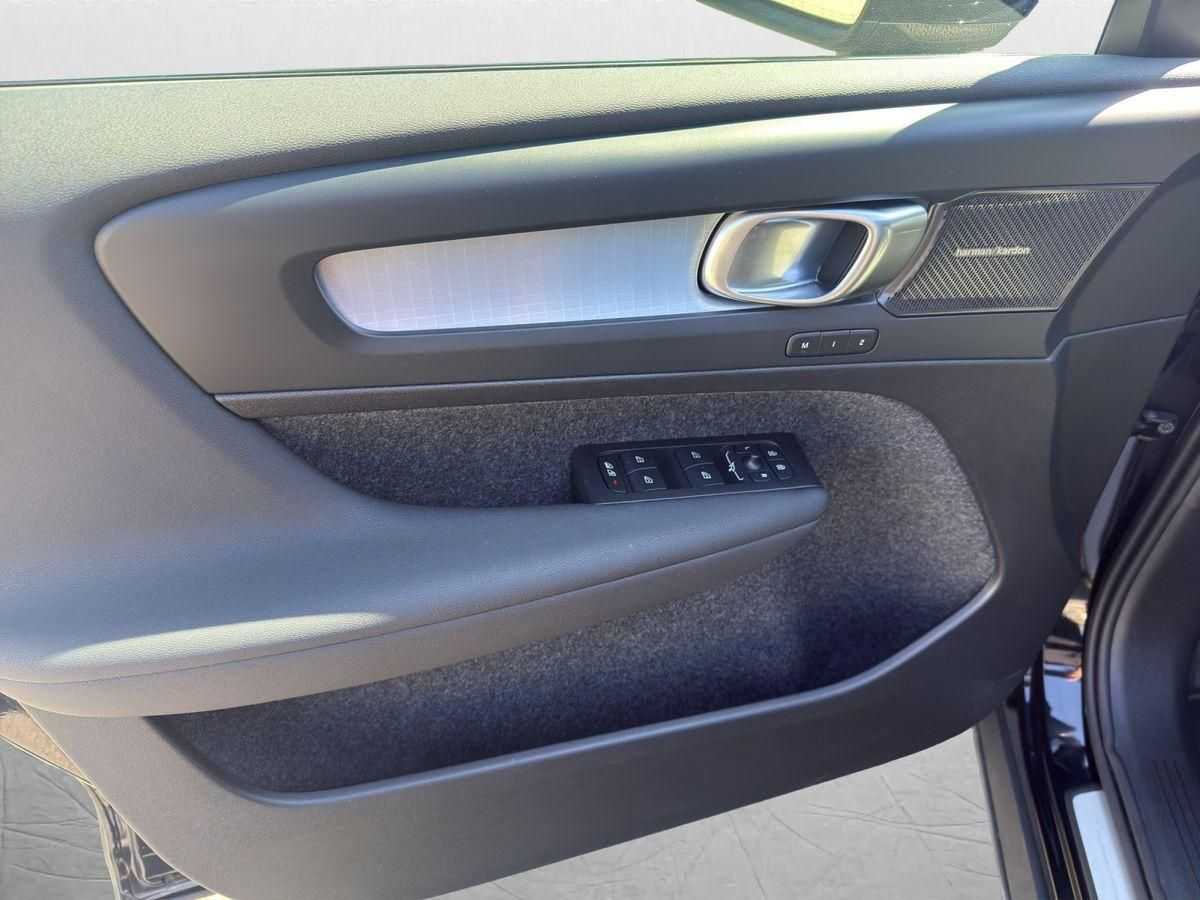 Volvo XC40 – Bild 11