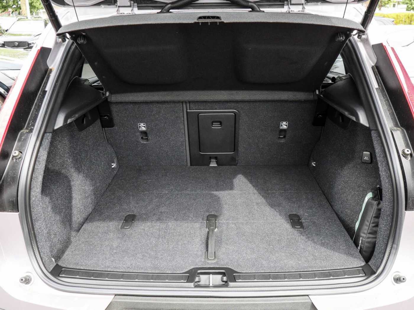 Volvo XC40 – Bild 11