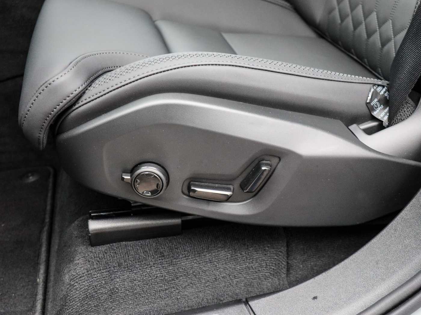 Volvo XC90 – Bild 13