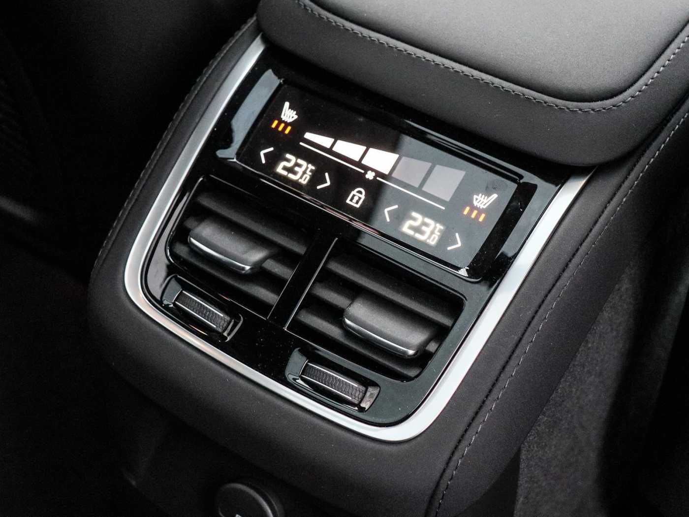Volvo XC90 – Bild 16