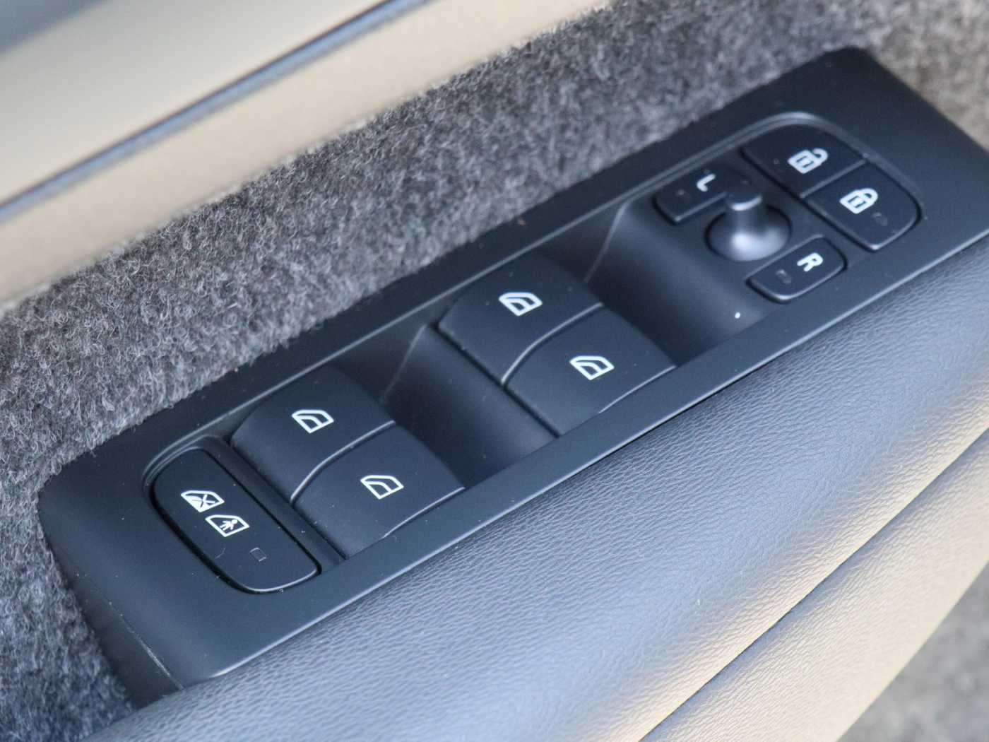 Volvo XC40 – Bild 14