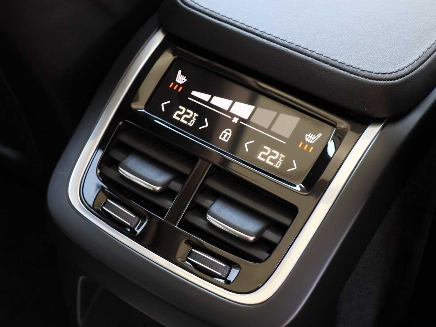 Volvo XC90 – Bild 15