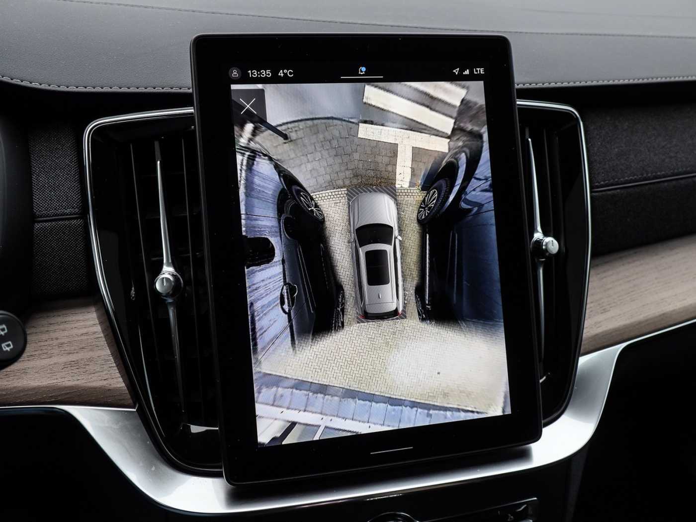 Volvo XC90 – Bild 12