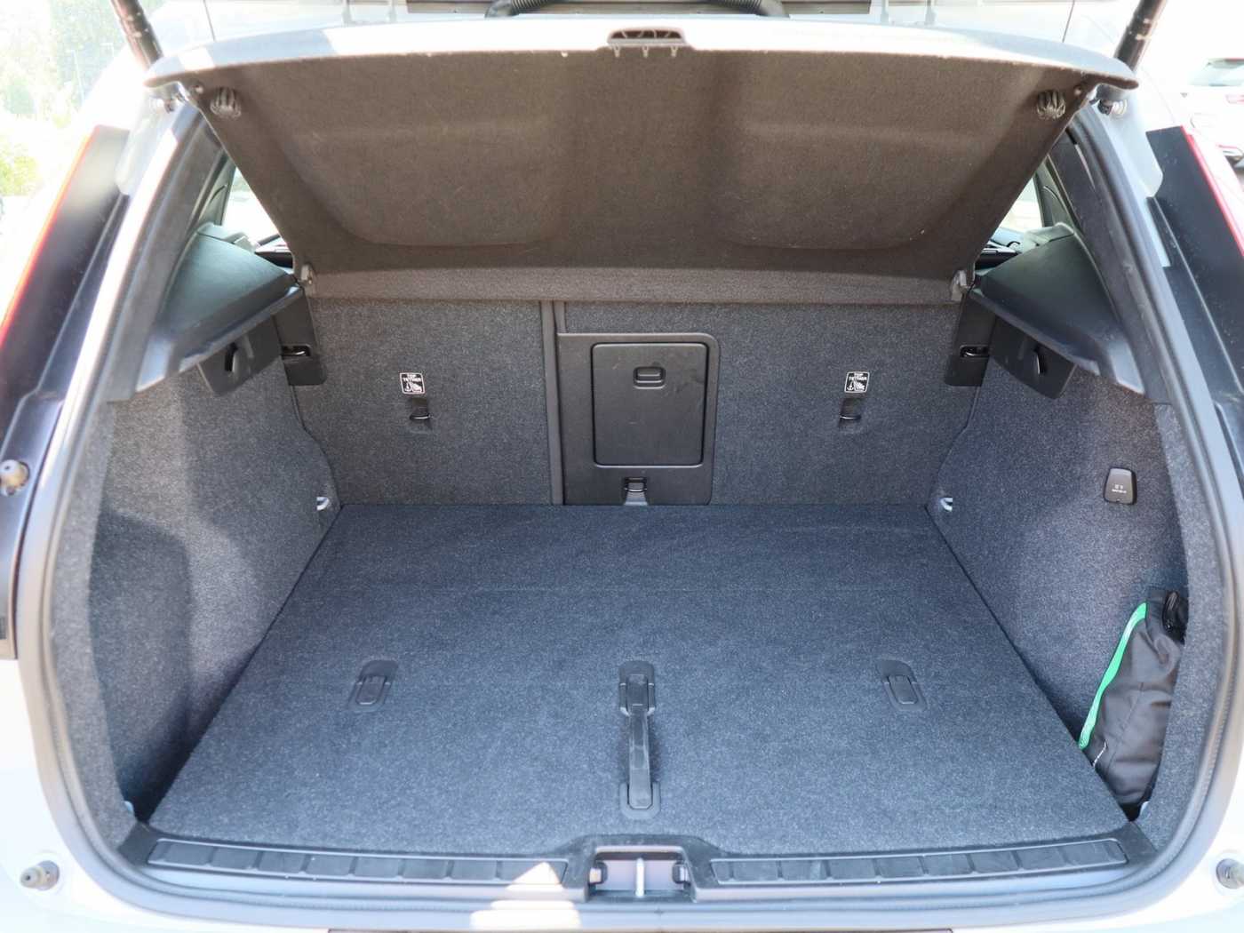 Volvo XC40 – Bild 11