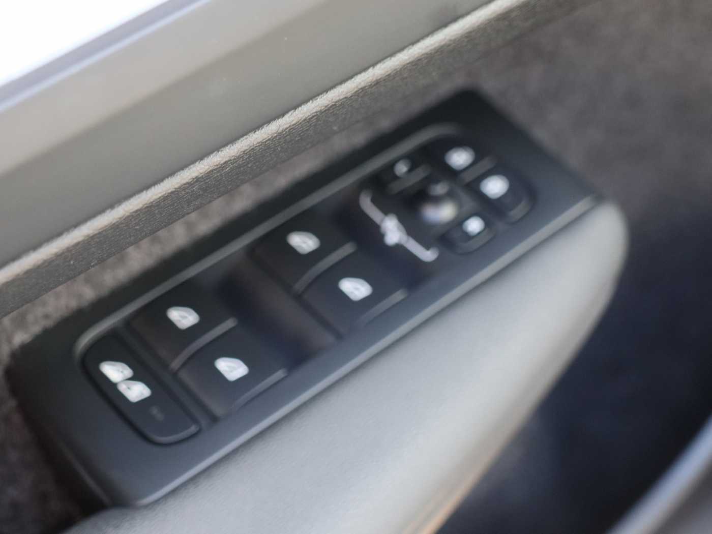 Volvo XC40 – Bild 12