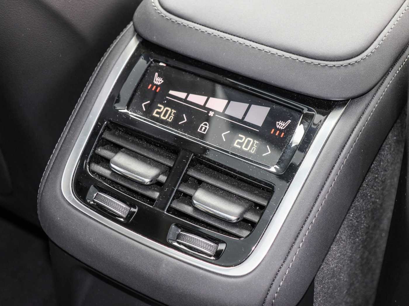 Volvo XC90 – Bild 14