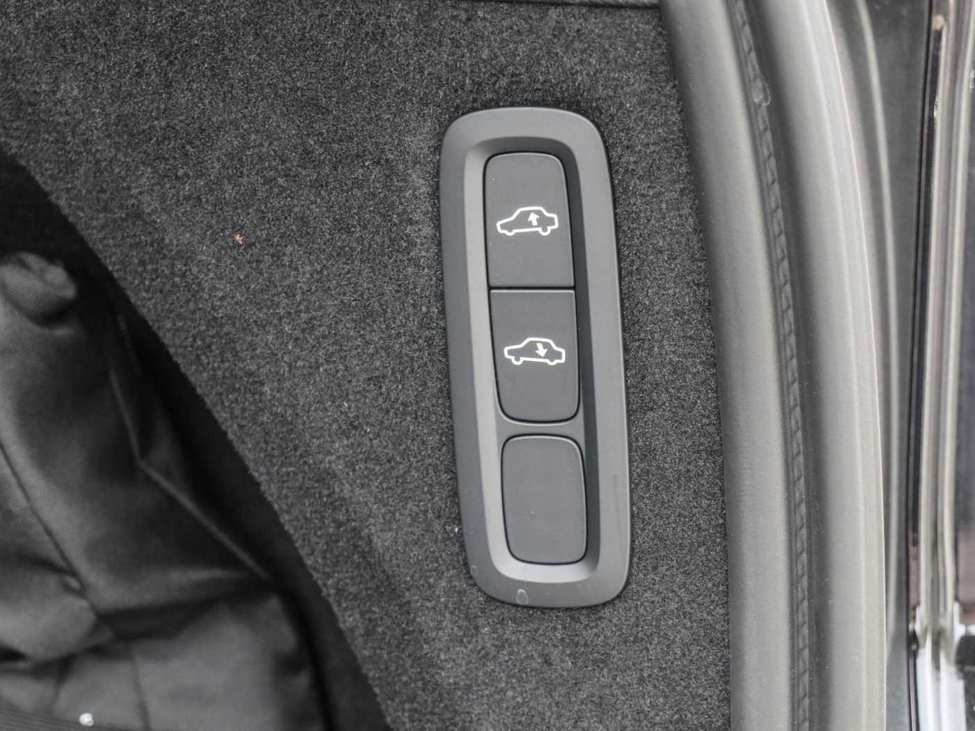 Volvo XC90 – Bild 16