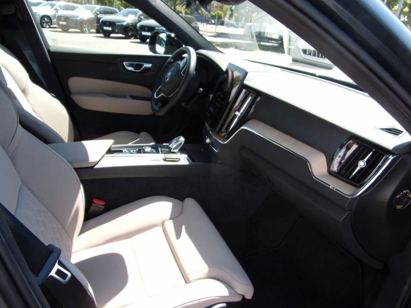 Volvo XC60 – Bild 12