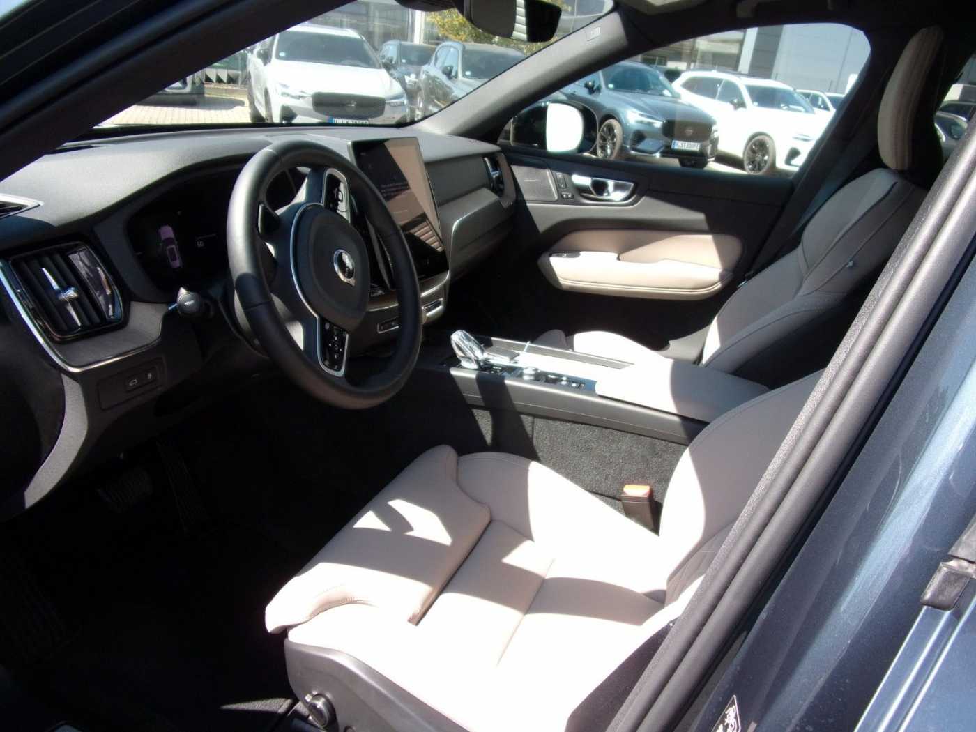 Volvo XC60 – Bild 3
