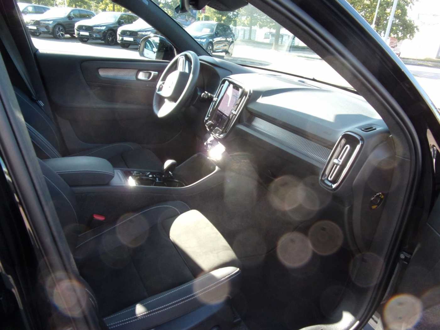 Volvo XC40 – Bild 12