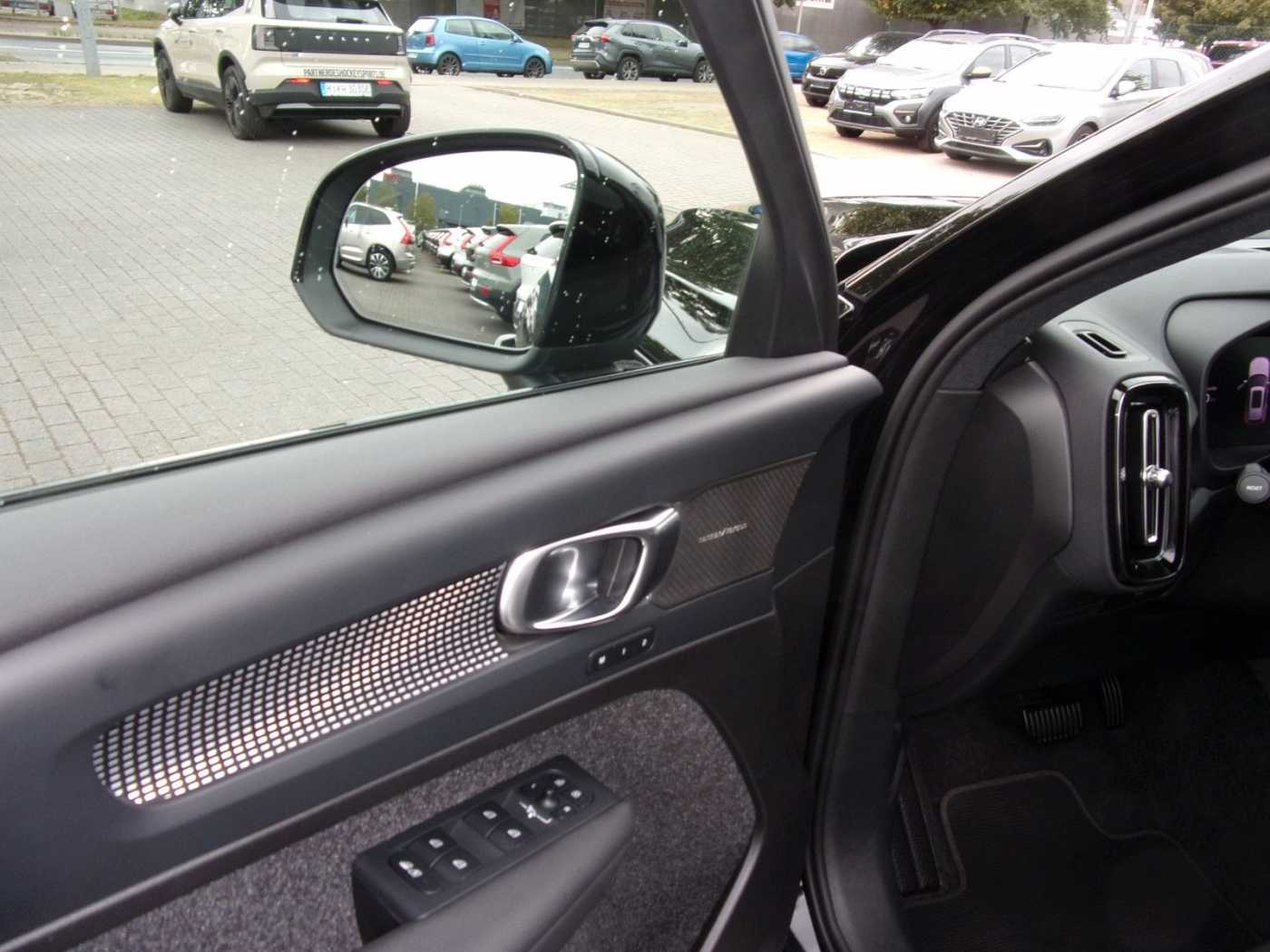 Volvo XC40 – Bild 16