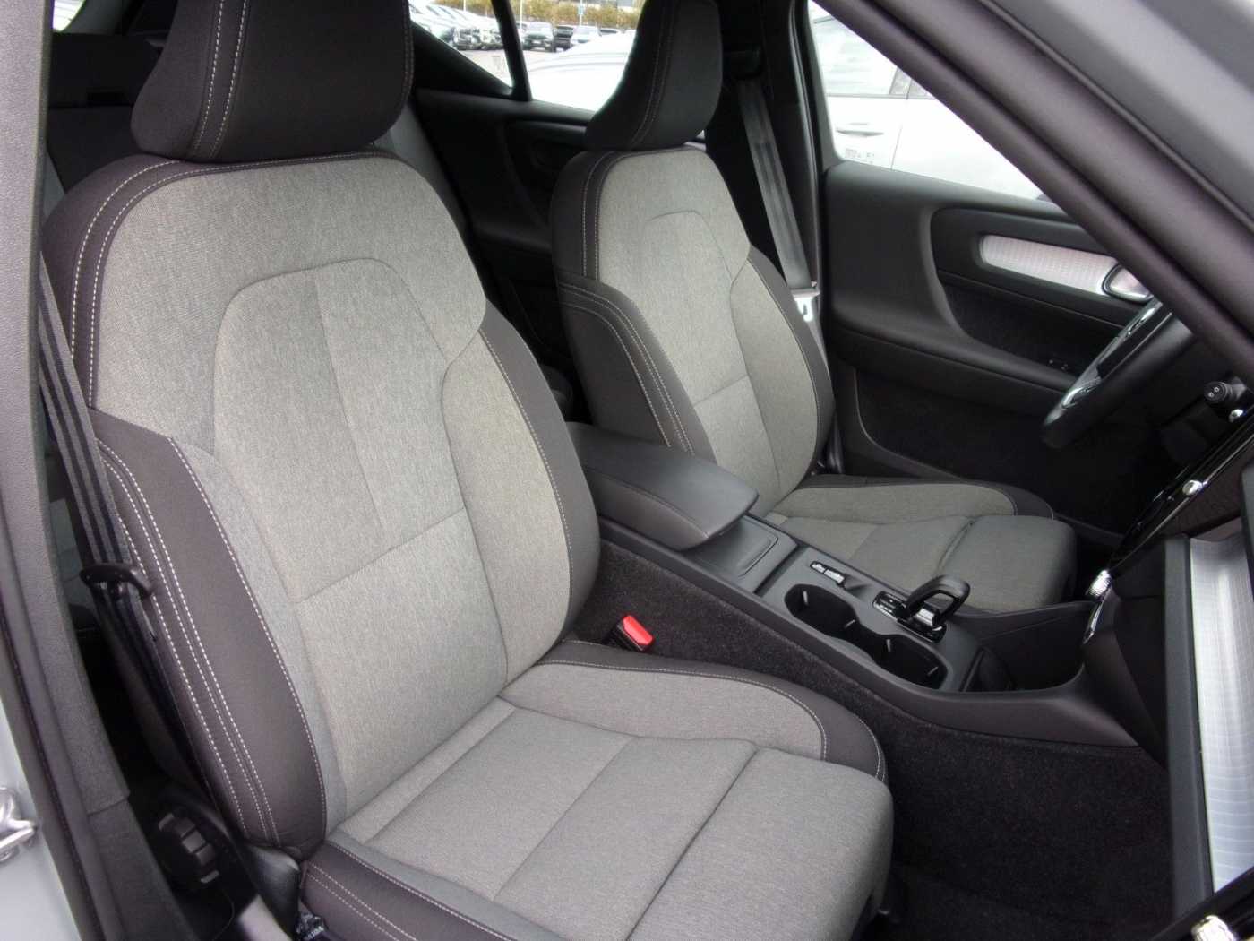 Volvo XC40 – Bild 12