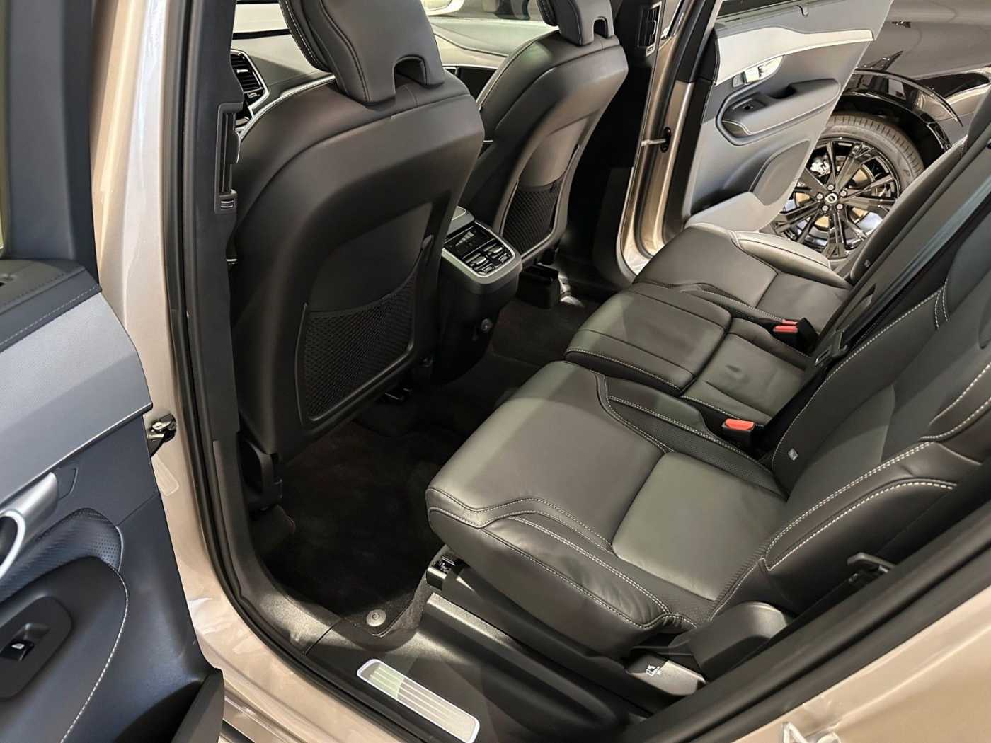Volvo XC90 – Bild 6