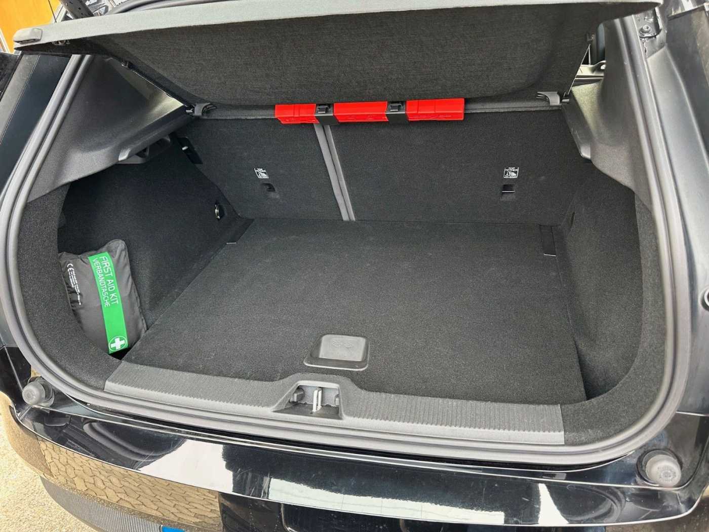 Volvo EX30 – Bild 8