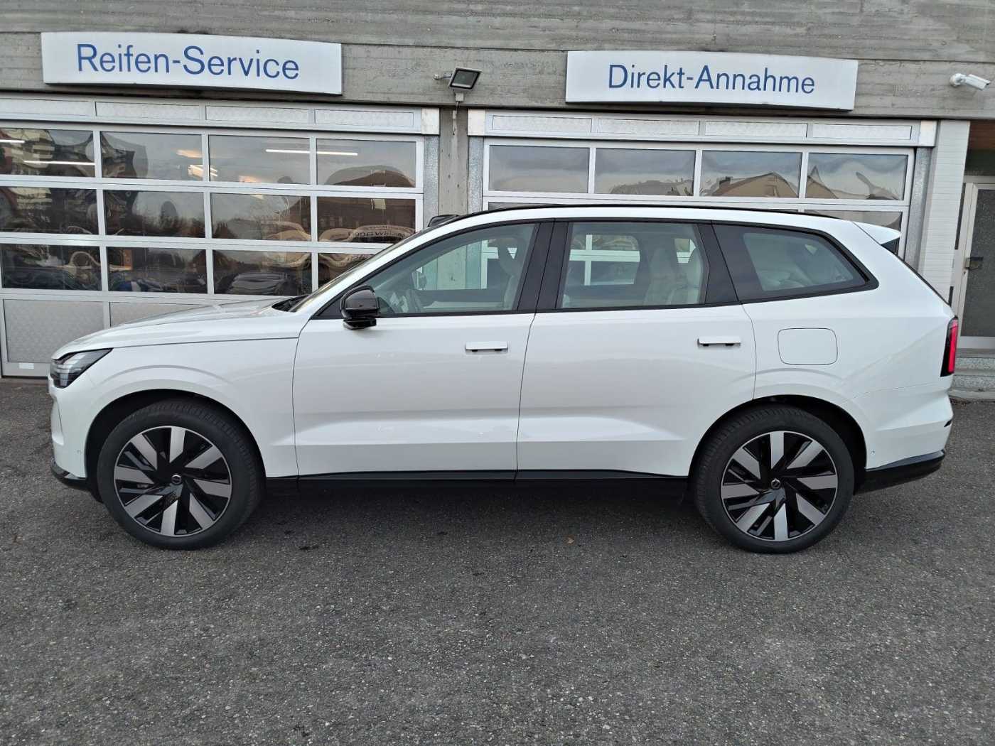 Volvo EX90 – Bild 2