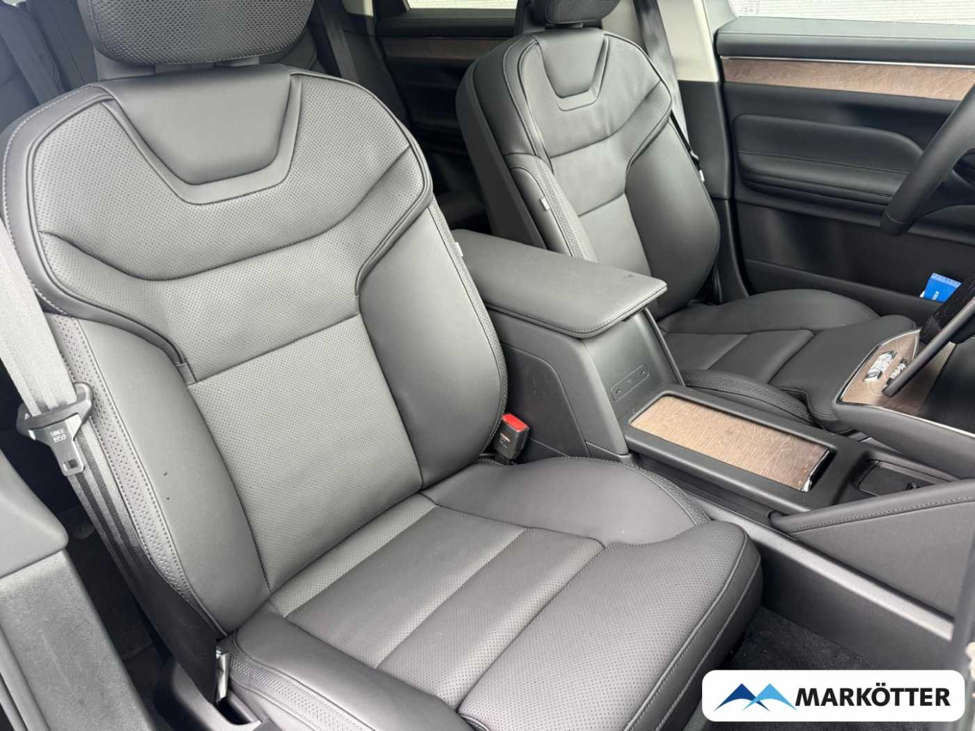 Volvo ES90 – Bild 13