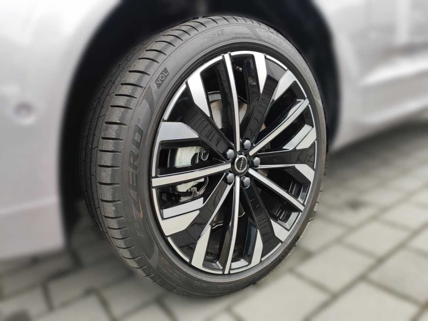 Volvo XC60 – Bild 10