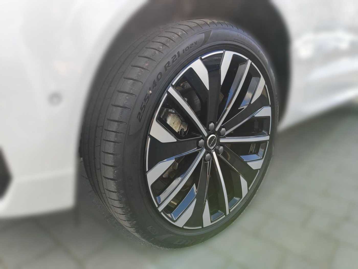Volvo XC60 – Bild 10