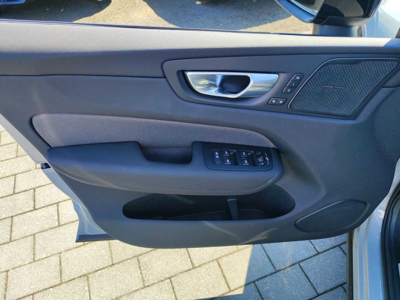 Volvo XC60 – Bild 16