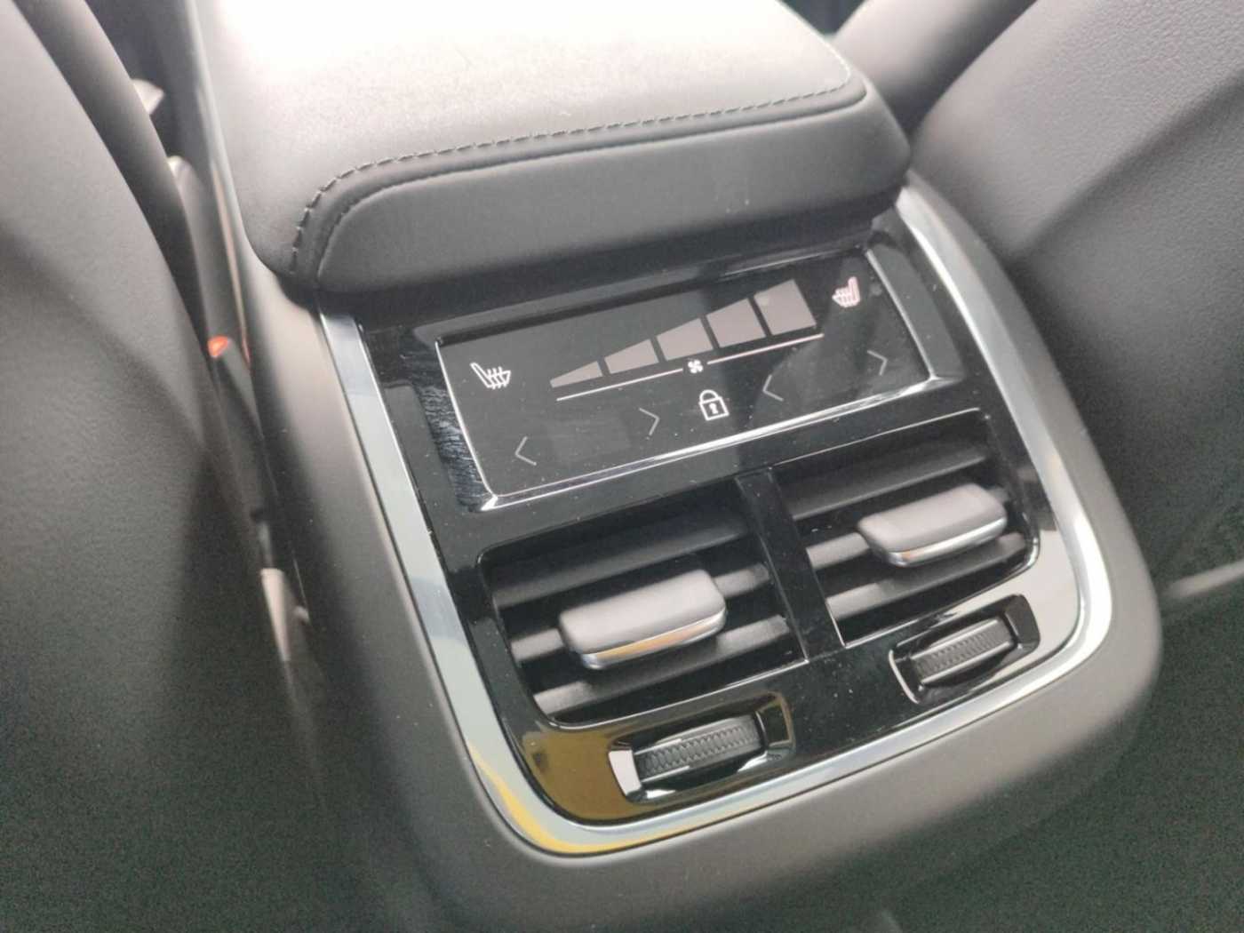 Volvo XC60 – Bild 22