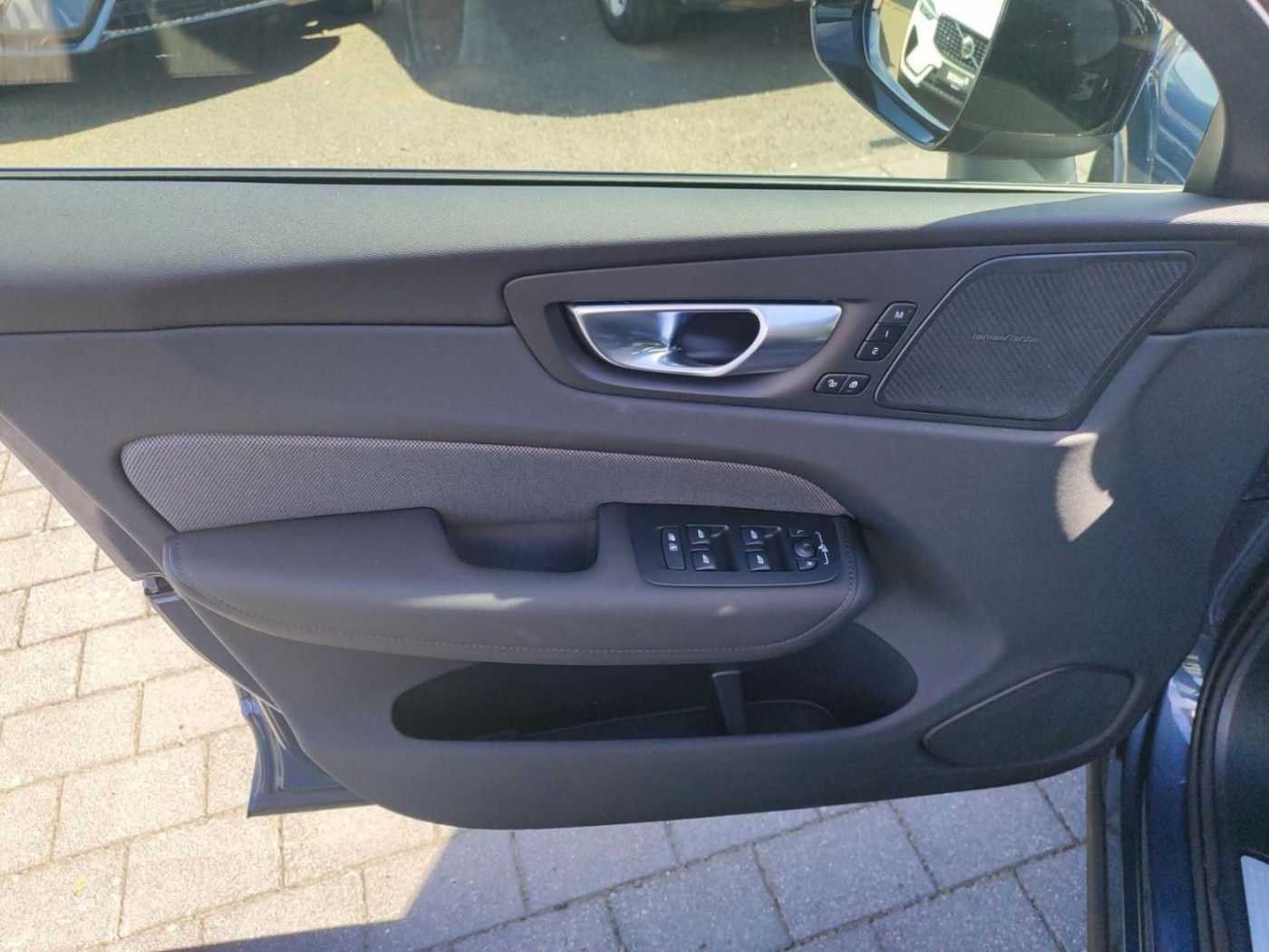 Volvo XC60 – Bild 12