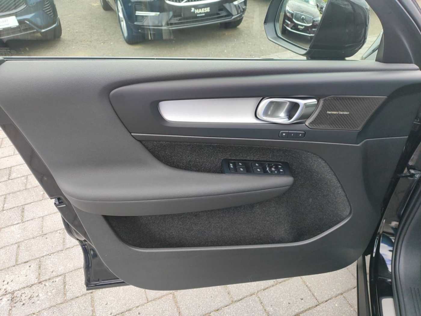 Volvo XC40 – Bild 11