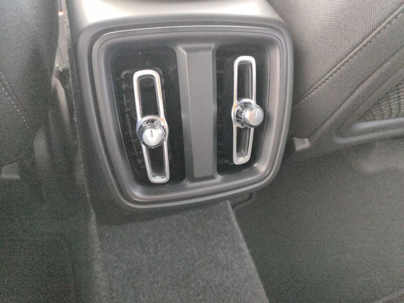 Volvo XC40 – Bild 18