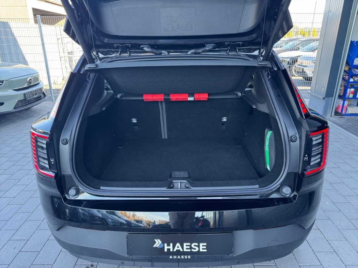 Volvo EX30 – Bild 11