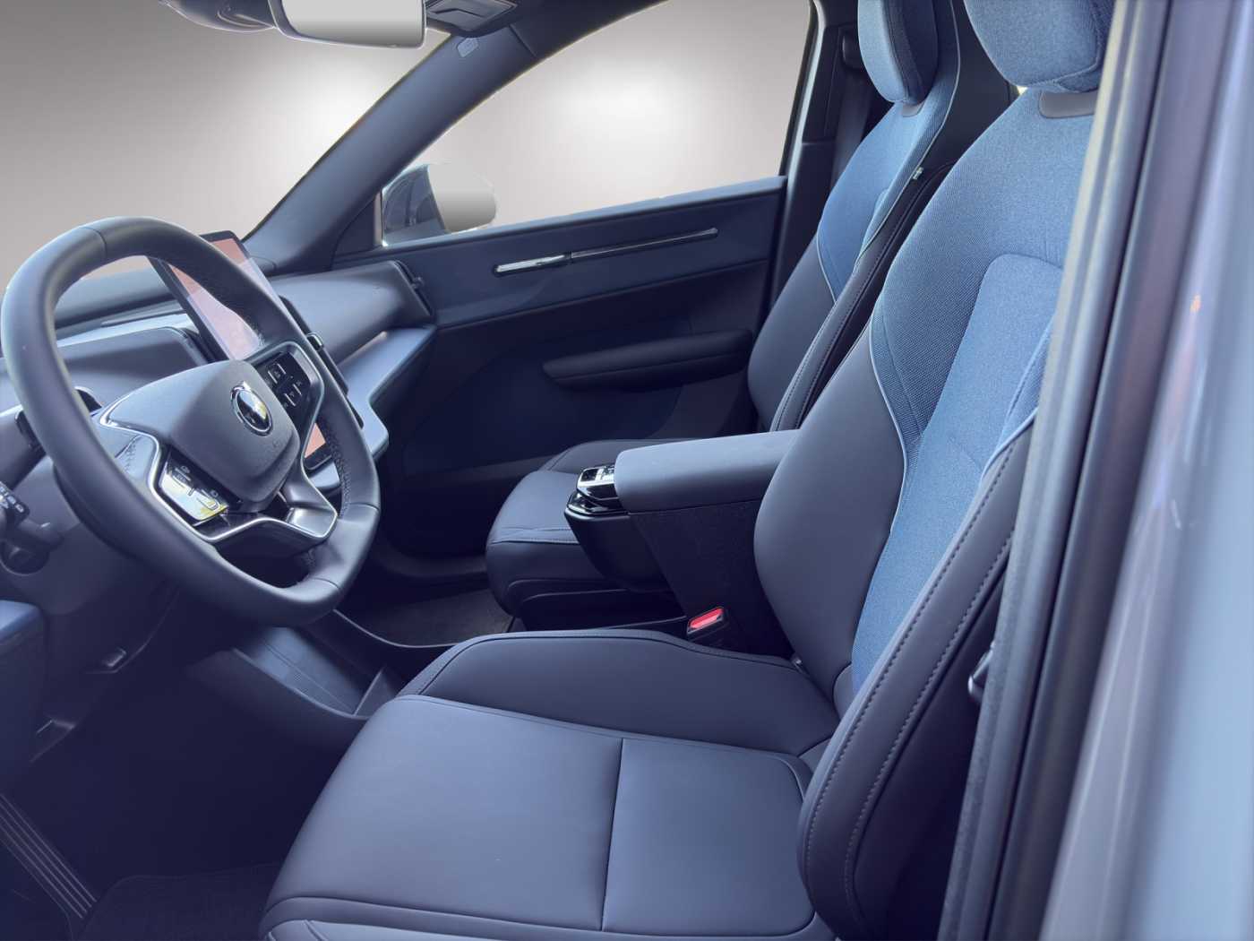 Volvo EX30 – Bild 10