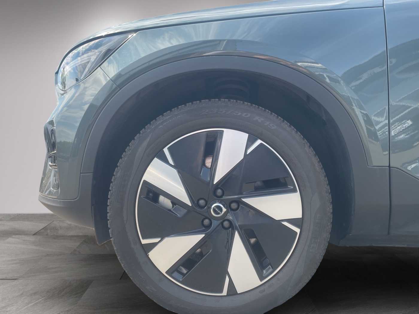 Volvo EX40 – Bild 12