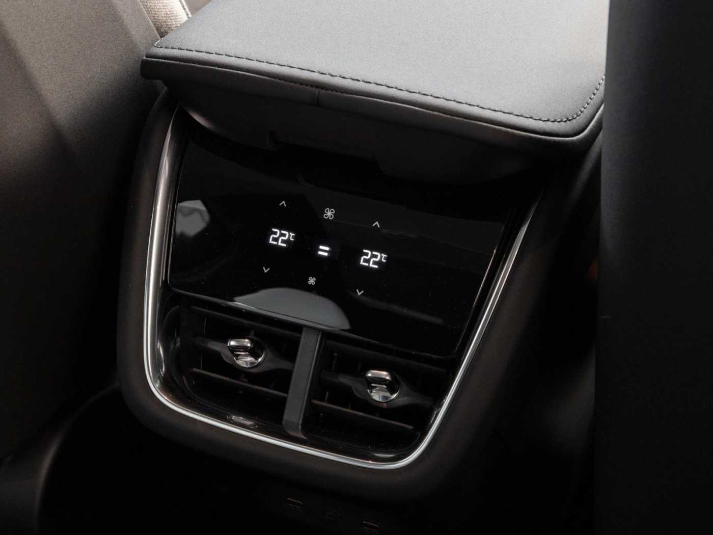 Volvo EX90 – Bild 8