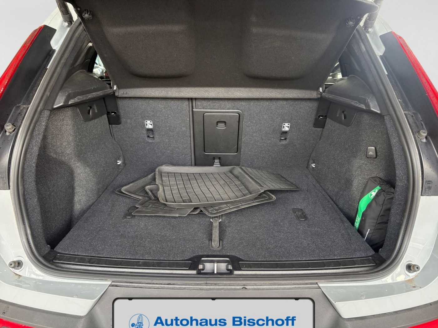 Volvo XC40 – Bild 23