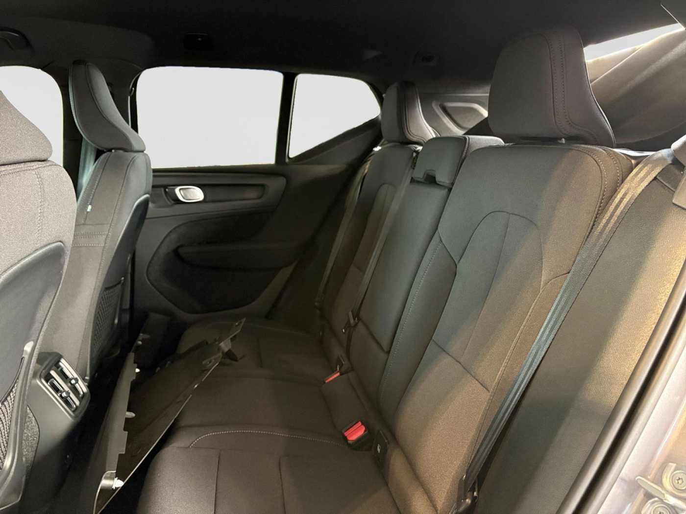 Volvo EX40 – Bild 23