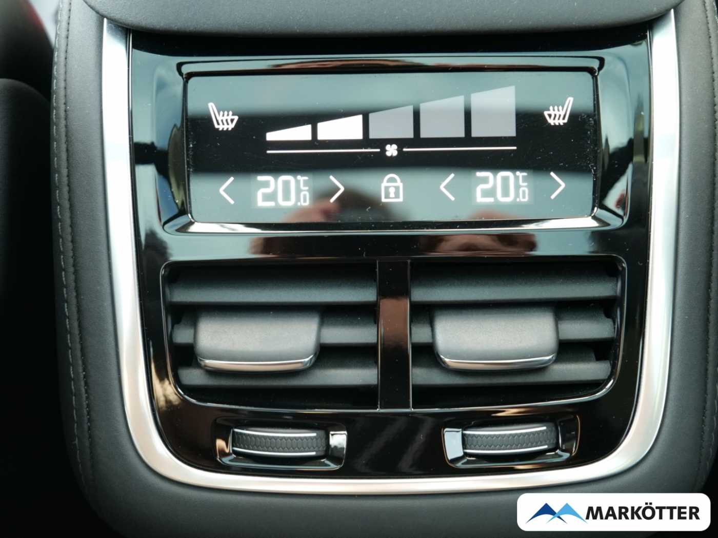 Volvo XC90 – Bild 9