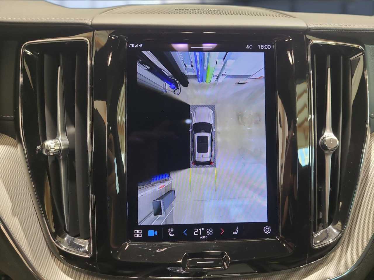 Volvo XC60 – Bild 9