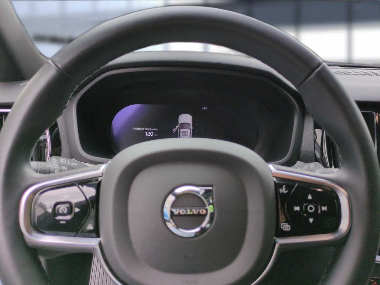 Volvo V60 Cross Country – Bild 13