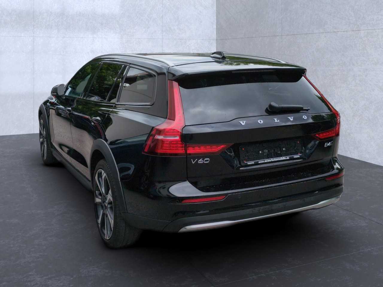 Volvo V60 Cross Country – Bild 3