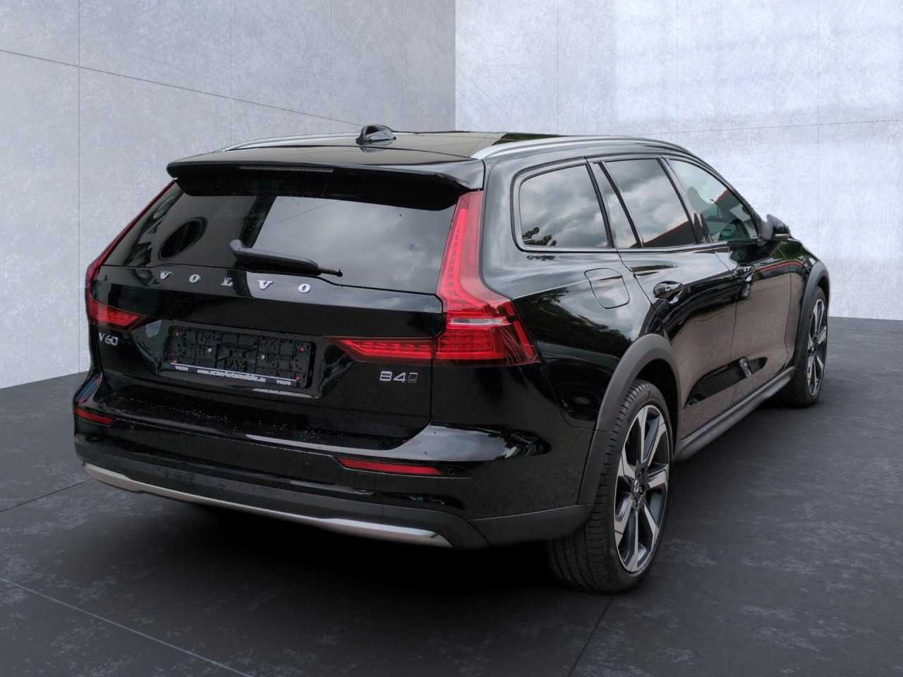 Volvo V60 Cross Country – Bild 4