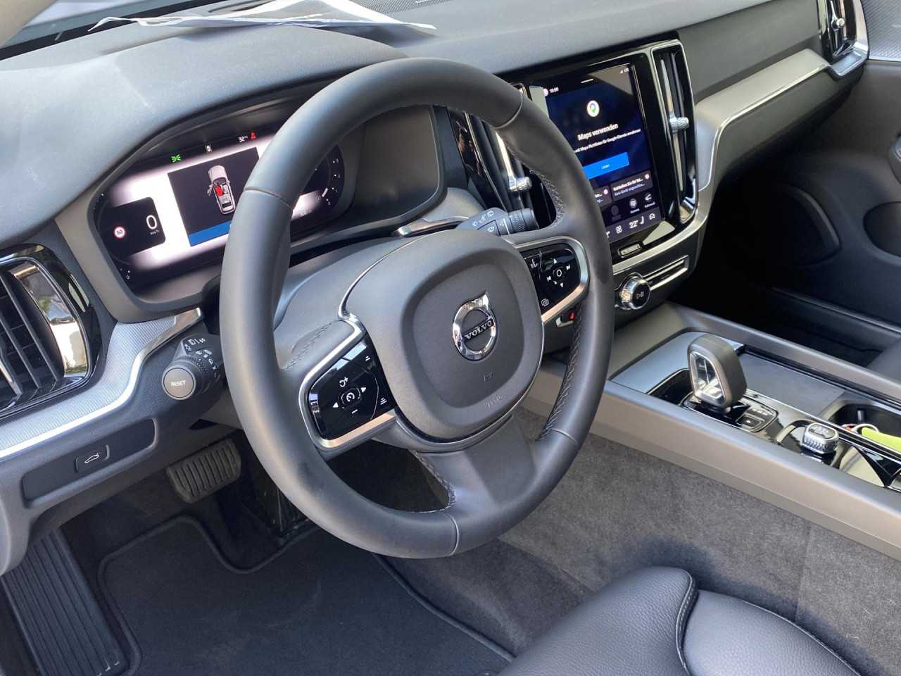 Volvo V60 Cross Country – Bild 12