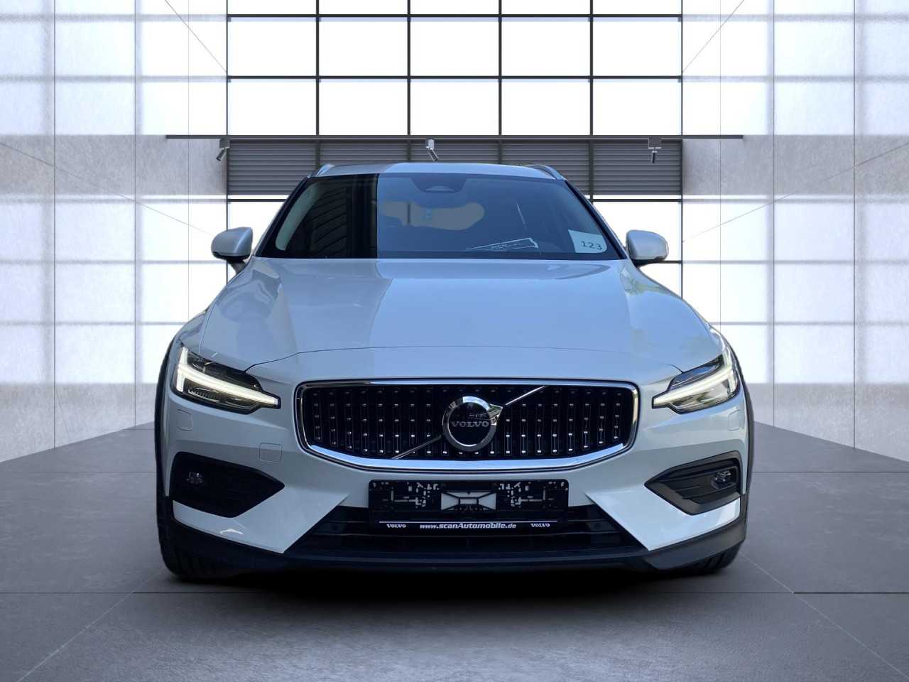Volvo V60 Cross Country – Bild 7