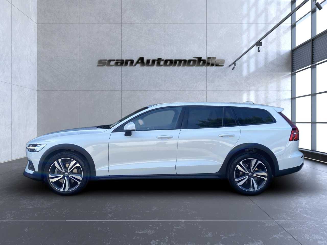 Volvo V60 Cross Country – Bild 8