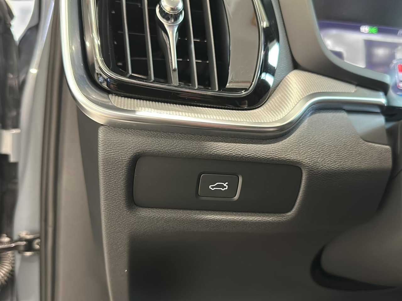 Volvo V60 Cross Country – Bild 11