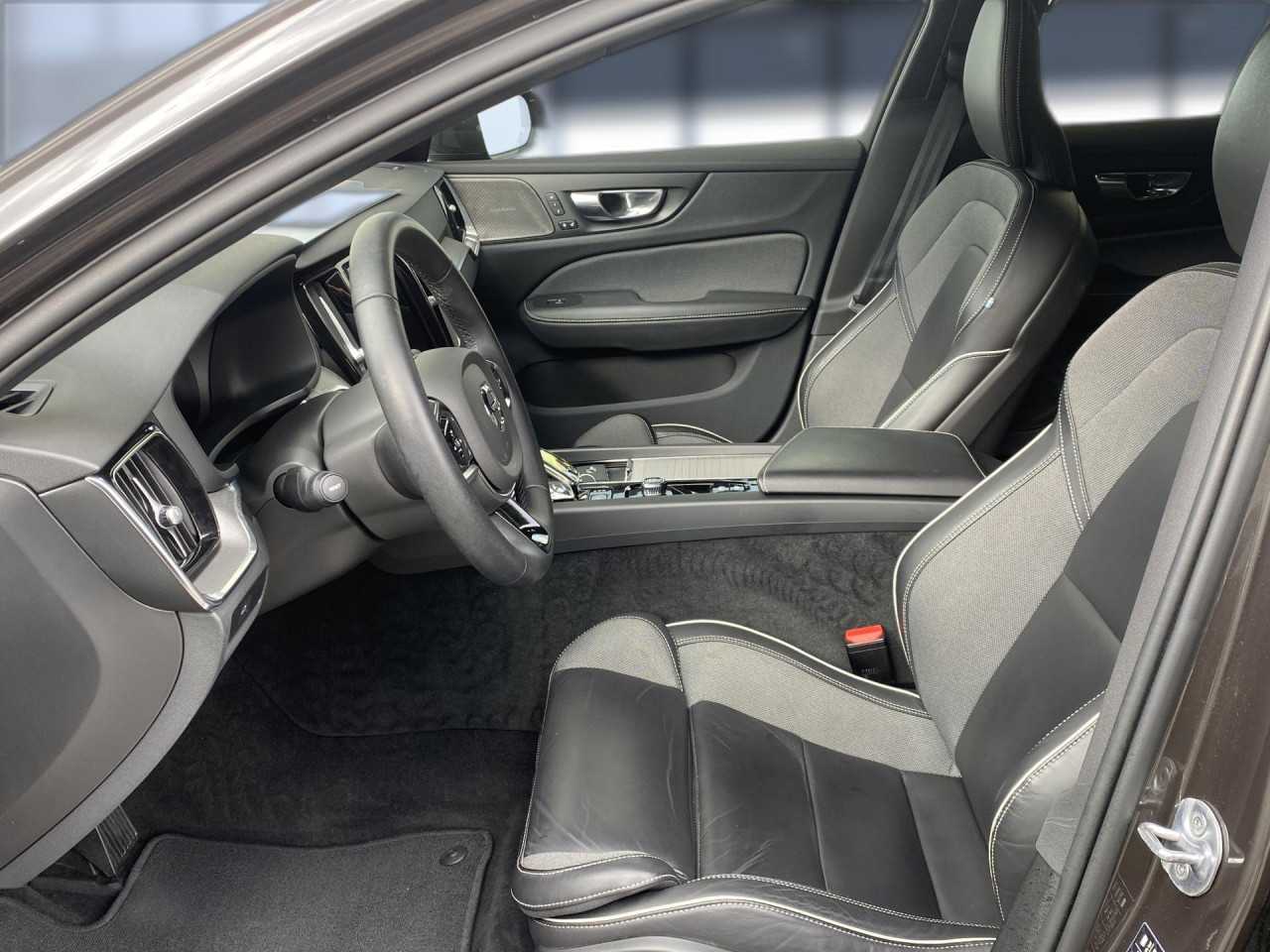 Volvo V60 Cross Country – Bild 11