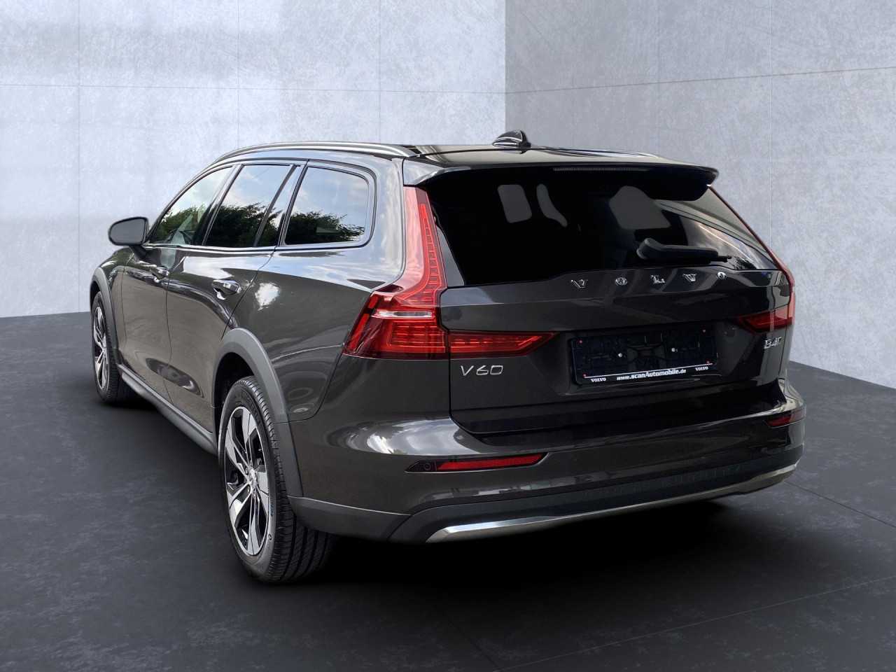 Volvo V60 Cross Country – Bild 3