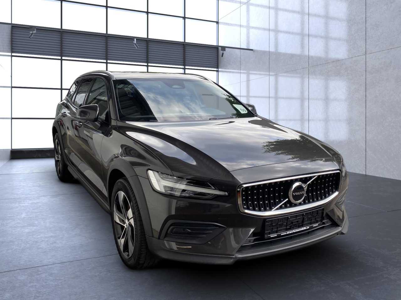Volvo V60 Cross Country – Bild 5