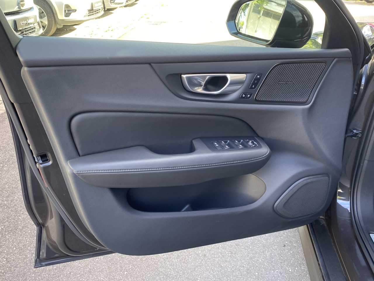 Volvo V60 Cross Country – Bild 10