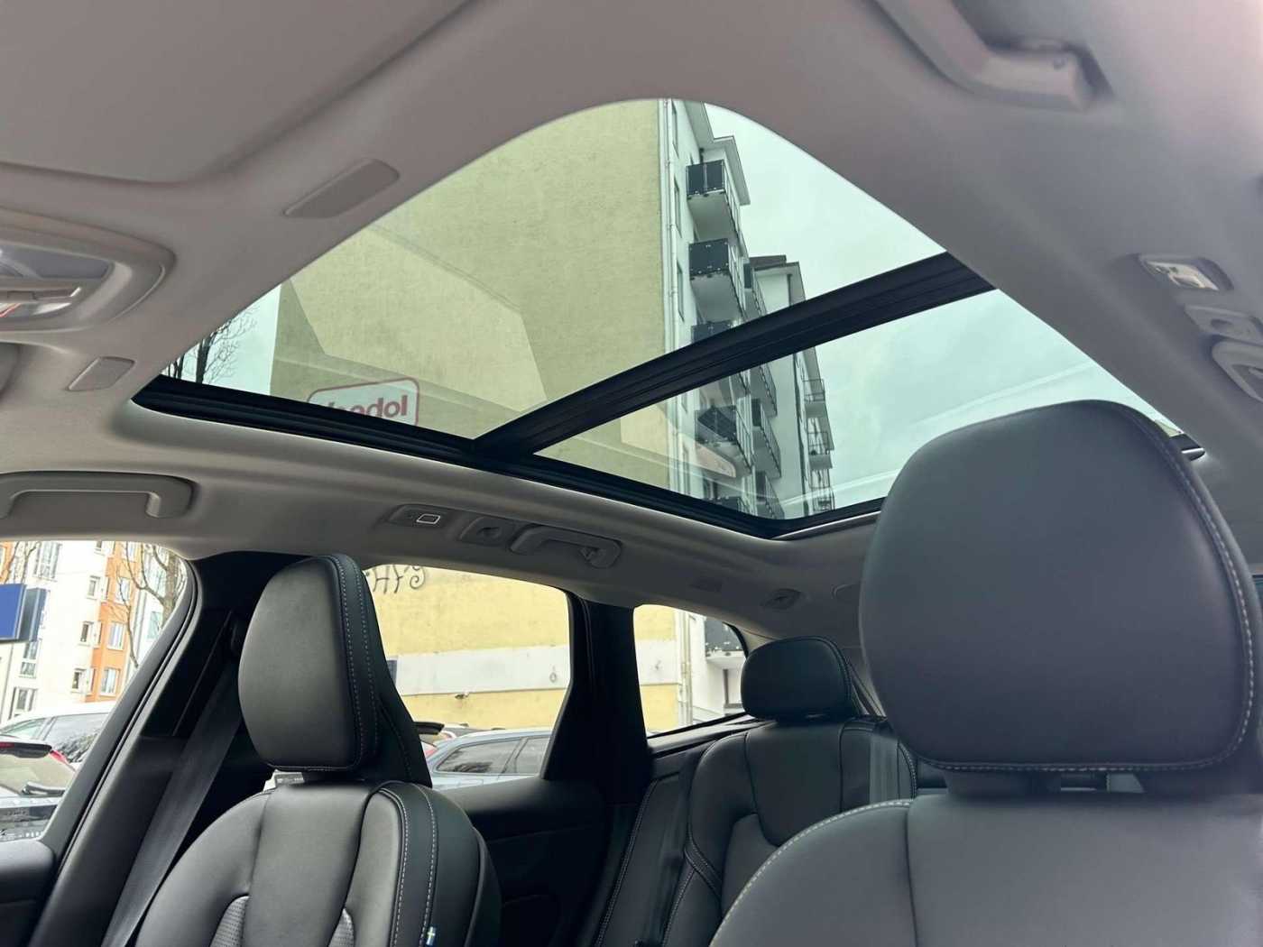 Volvo XC60 – Bild 14