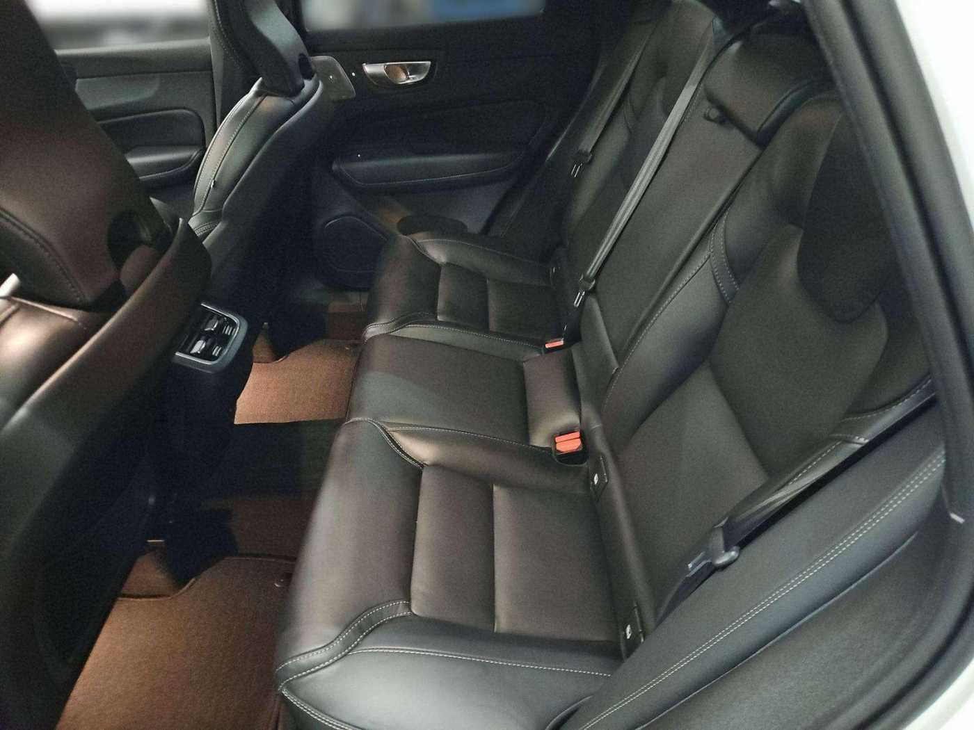 Volvo XC60 – Bild 11
